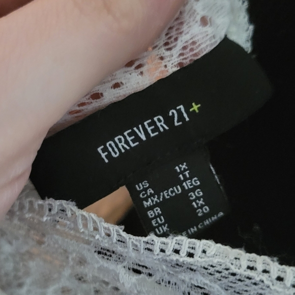 Elegant Lace Trim White Blouse - Picture 6 of 6